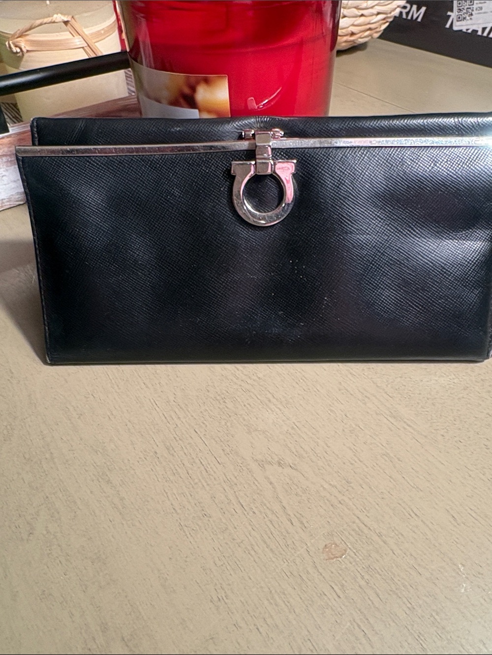 Salvatore Ferragamo Black Leather Women’s Wallet Clasp No Call Outs at all